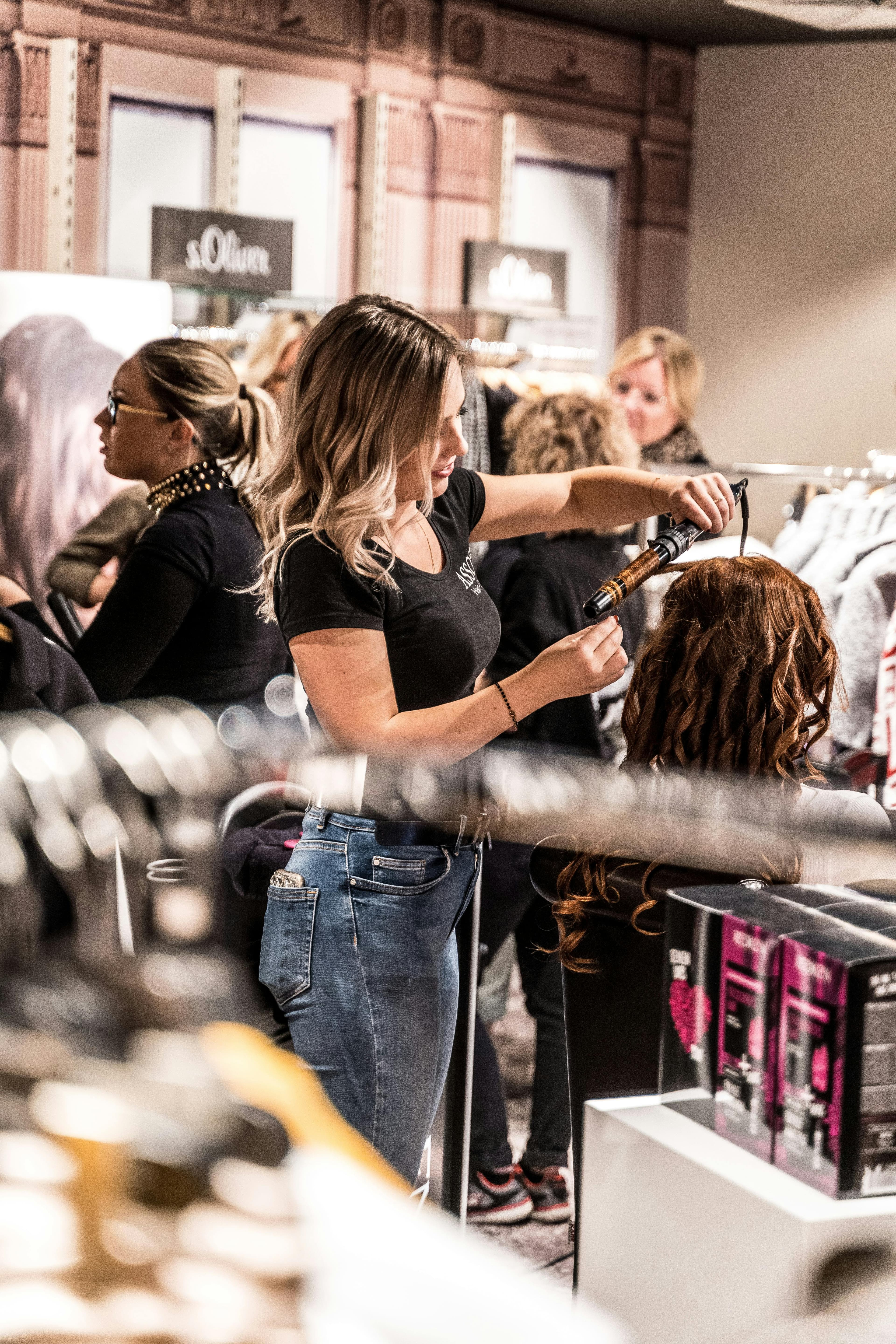 Discover Dhaka's Top Hair and Beauty Salons