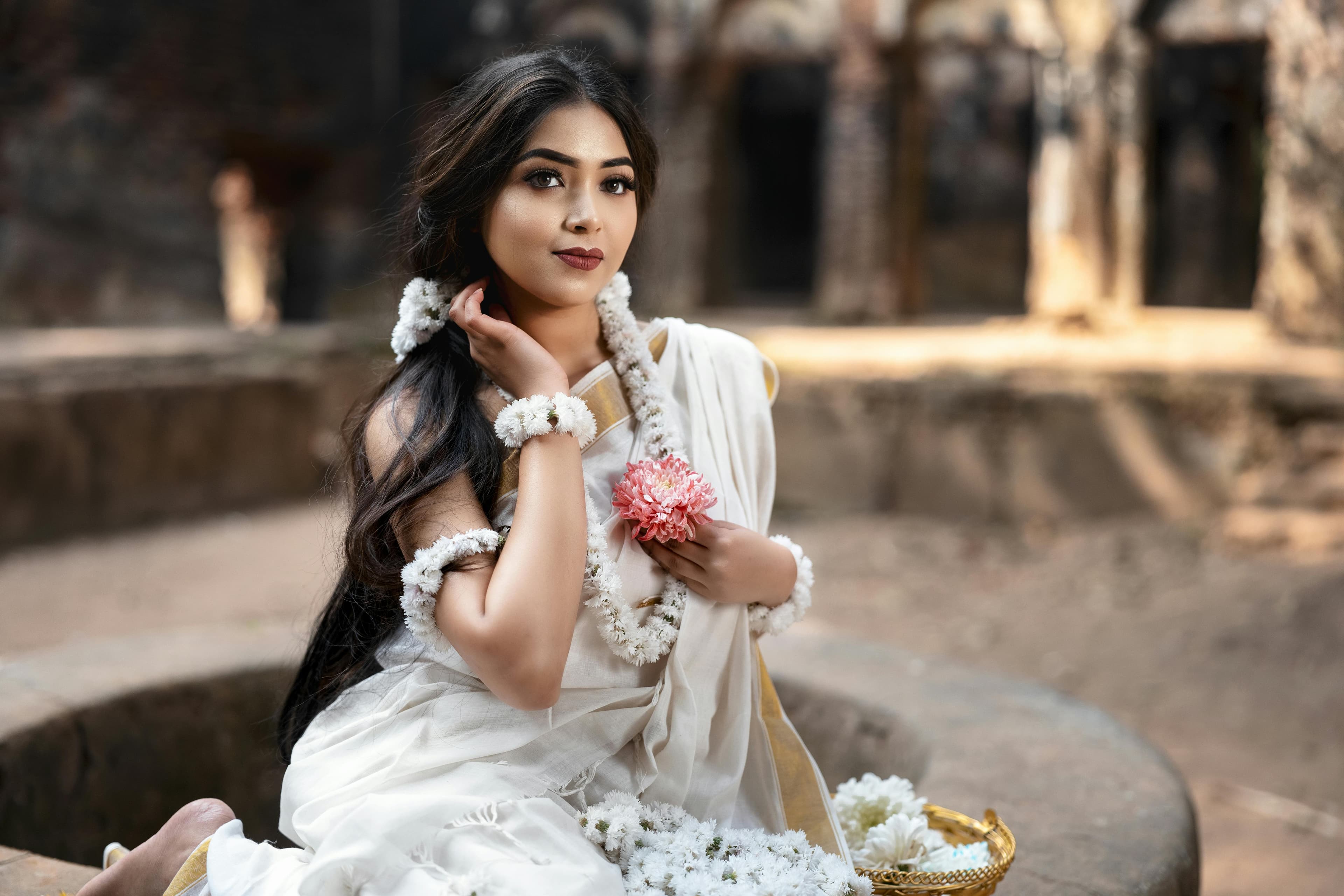 Behind the Seams: Exploring the Role of Fashion Stylists in Bangladesh