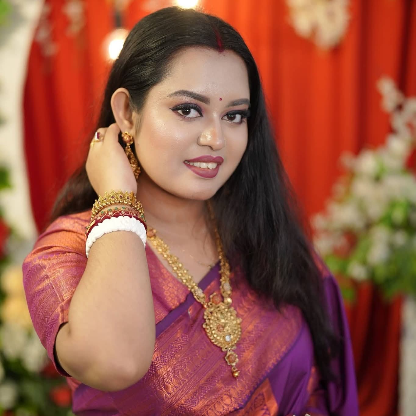 SHUSHMITA BHOWMICK - মেকআপ আর্টিস্ট